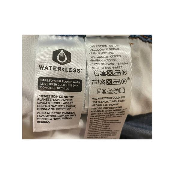 Levi's Short Sleeve Heritage Jumpsuit Size XS NWT Classic Form Flattering - Picture 15 of 15